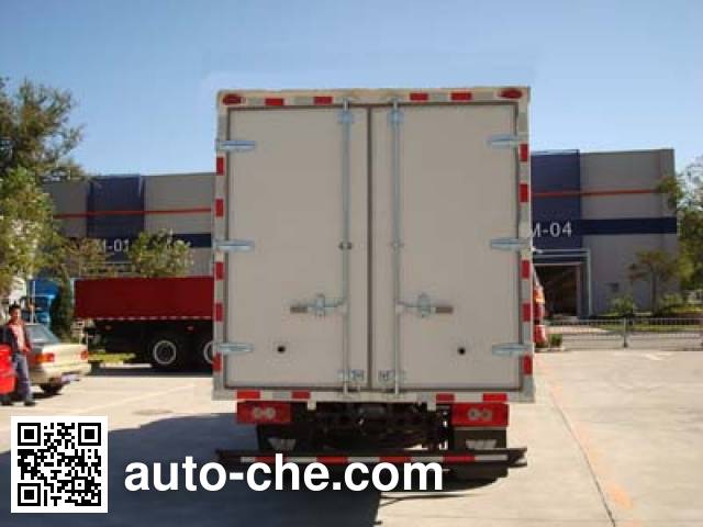Foton BJ5071XBW-S insulated box van truck