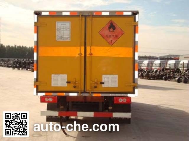 Foton BJ5071XWY-1 dangerous goods transport vehicle