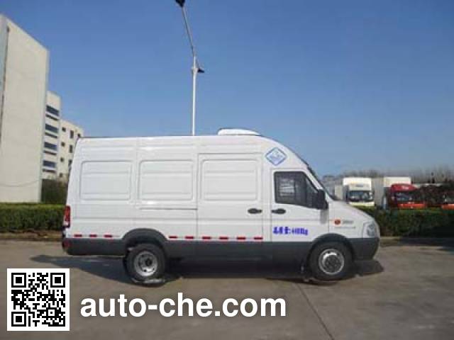 Bingxiong BXL5048XLC refrigerated truck