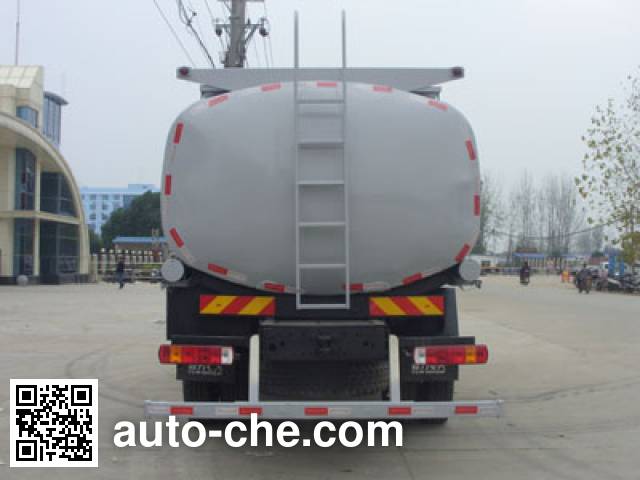 Chengliwei CLW5250TGYB4 oilfield fluids tank truck