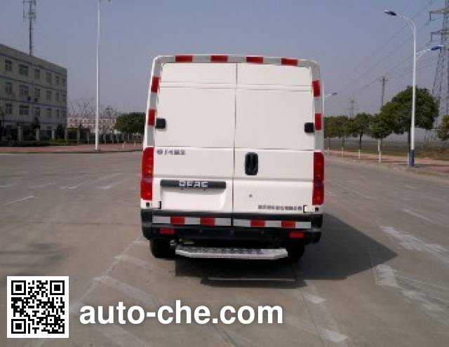 Dongfeng DFA5040XXY4A1 box van truck