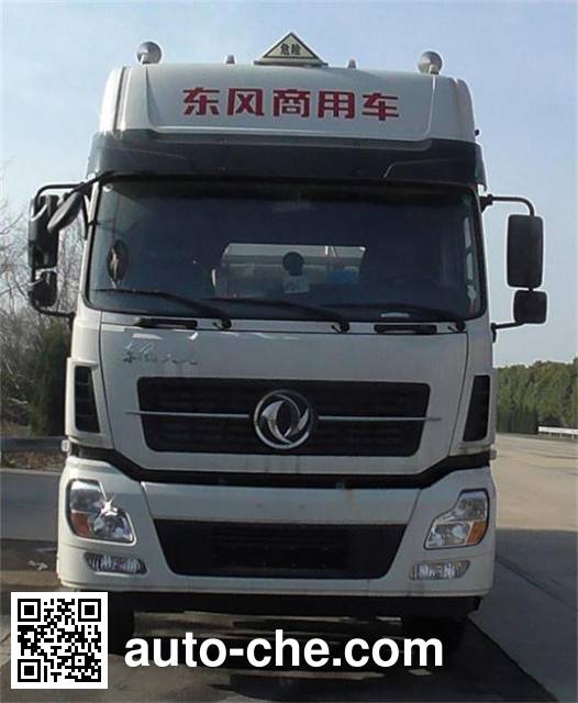 Dongfeng DFZ5250GYYA oil tank truck