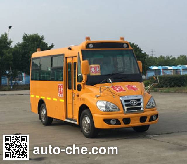 Huaxin HM6530XFD5JN preschool school bus