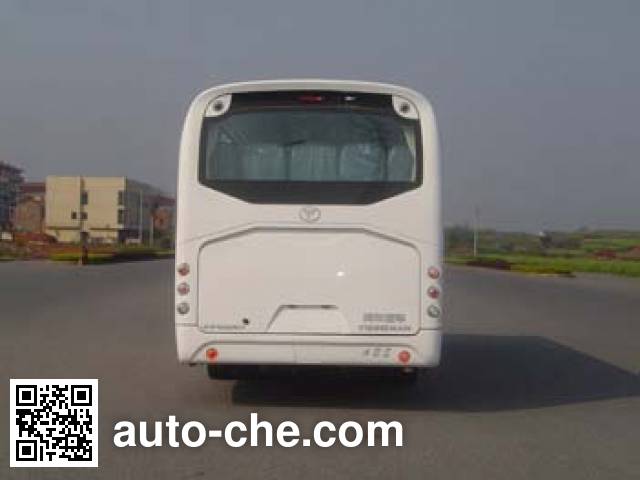 Young Man JNP6900H luxury coach bus