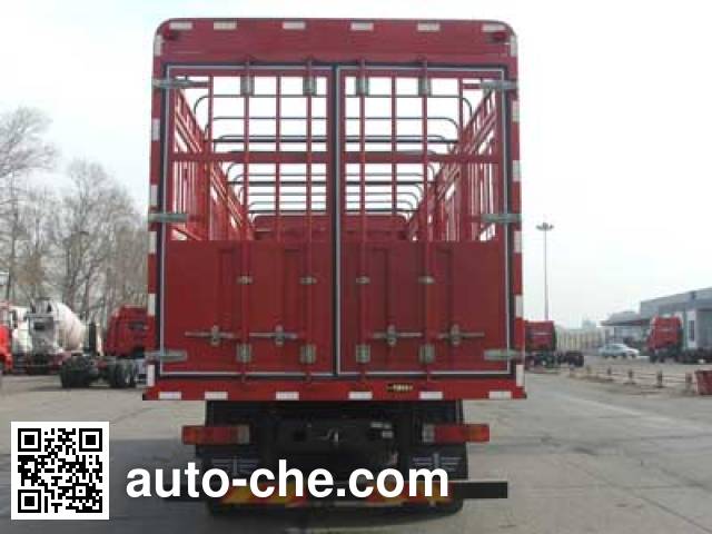 FAW Liute Shenli LZT5250CCQPK2E5L8T3A95 livestock transport truck