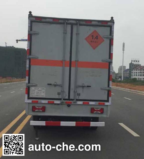 Pengxiang Sintoon PXT5040XQY explosives transport truck