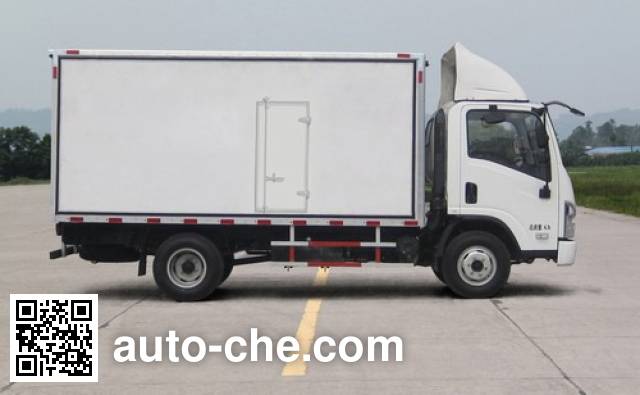 Shacman SX5040XBWGP4 insulated box van truck