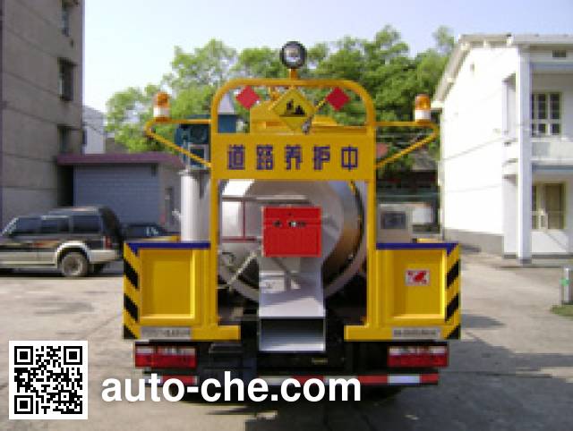 Xianglu XTG5051TYH pavement maintenance truck