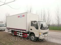 Bingxiong BXL5120XBW insulated box van truck