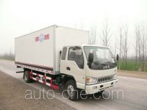 Bingxiong BXL5132XBW insulated box van truck