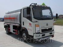 XGMA Chusheng CSC5077GJYZ fuel tank truck