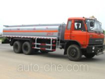 XGMA Chusheng CSC5220GYY oil tank truck