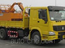 Gaoyuan Shenggong road maintenance truck