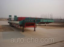 沈阳三山汽车工业集团联营公司制造的低平板半挂车