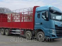 Chenglong LZ5310CCYH7FB stake truck