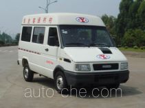 Yanlong (Liuzhou) LZL5045XXYNJ cargo and passenger van