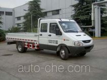 Iveco NJ1056SJN6 crew cab cargo truck