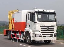 Shacman SX5160TCY well servicing rig (workover unit) truck