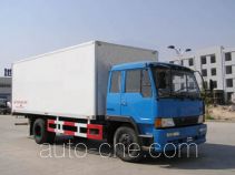 Frestech XKC5090XBW insulated box van truck