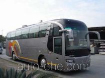 Golden Dragon XML6125J18 bus