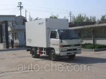 CIMC ZJV5040XBWSD insulated box van truck