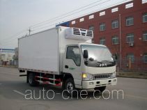CIMC ZJV5060XLCAA refrigerated truck