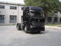 Sinotruk Howo ZZ4187N3517P1Z container transport tractor unit