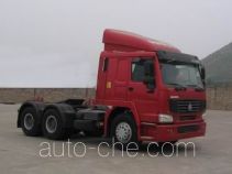 Sinotruk Howo ZZ4257M3237CZ container carrier vehicle