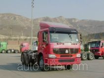 Sinotruk Howo ZZ4257N3247D1Z container carrier vehicle