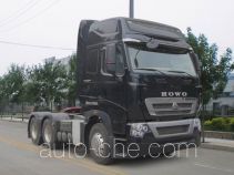 Sinotruk Howo ZZ4257V323MD1Z container carrier vehicle