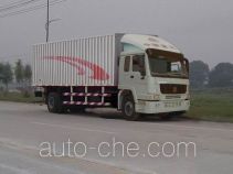 Sinotruk Howo ZZ5167XXYM5617W box van truck