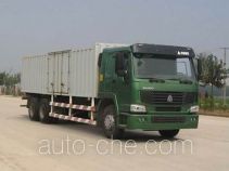 Sinotruk Howo ZZ5257XXYN4347AX box van truck