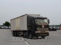 Sinotruk Howo ZZ5317XXYM4667P1H box van truck